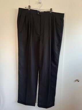 Men’s Slazenger Black Pleated Pants